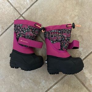 Size 4 Toddler Columbia Snow Boots